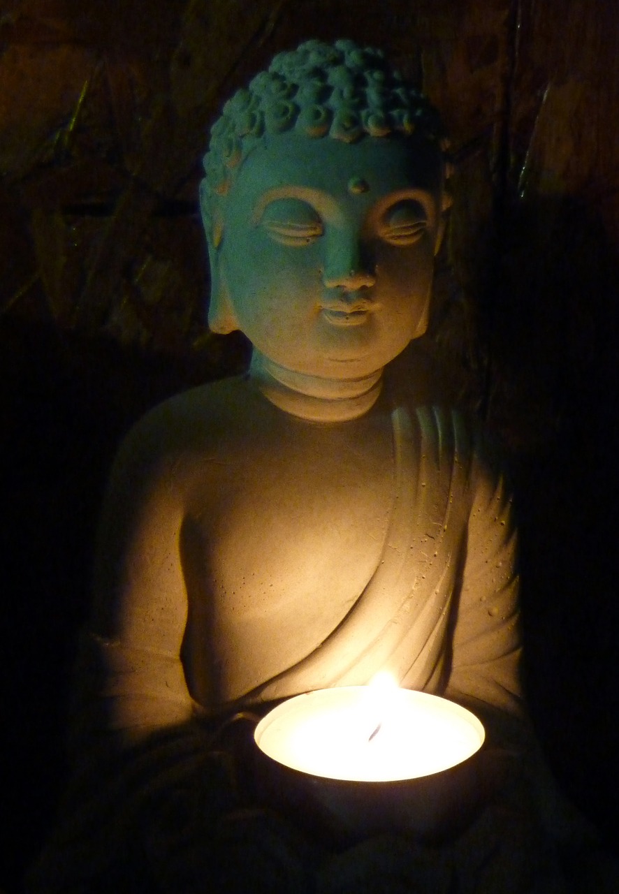 La statue bouddha en Pierre, un objet de décoration