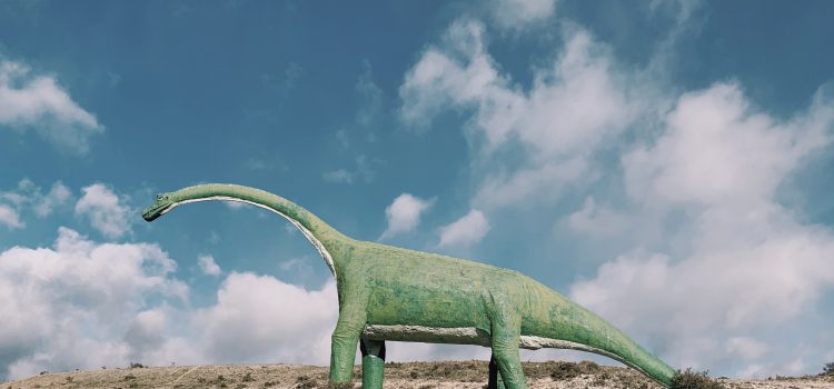 Comment relooker une chambre d’enfant dans un style dinosaure ?